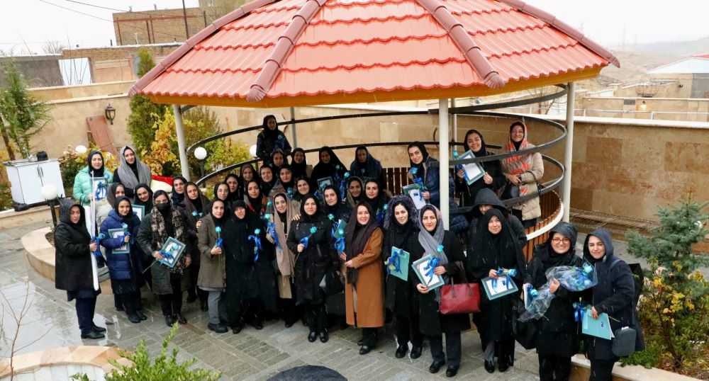 از بانوان شرکت آب منطقه ای زنجان تجلیل شد